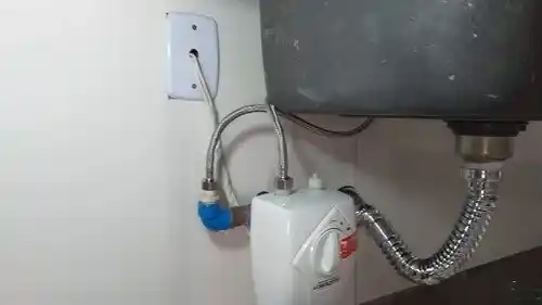 Instalação de aquecedor elétrico em Itajaí